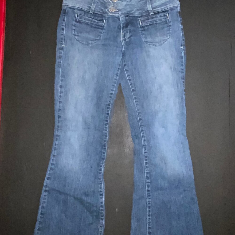 Lucky Brand Women 8/29 Blue Denim Button Zip Fly Covered Button Back Pocket Jean